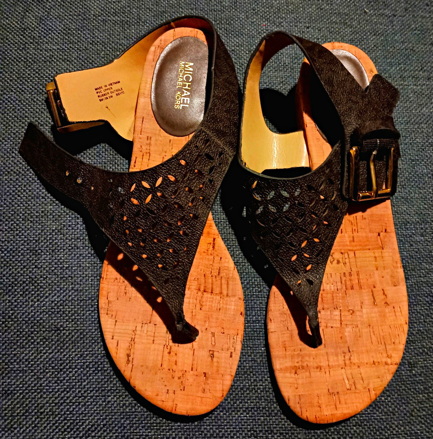 MICHAEL Michael Kors Women’s Black Thong Sandals Ankle Strap Buckle Cork US 8