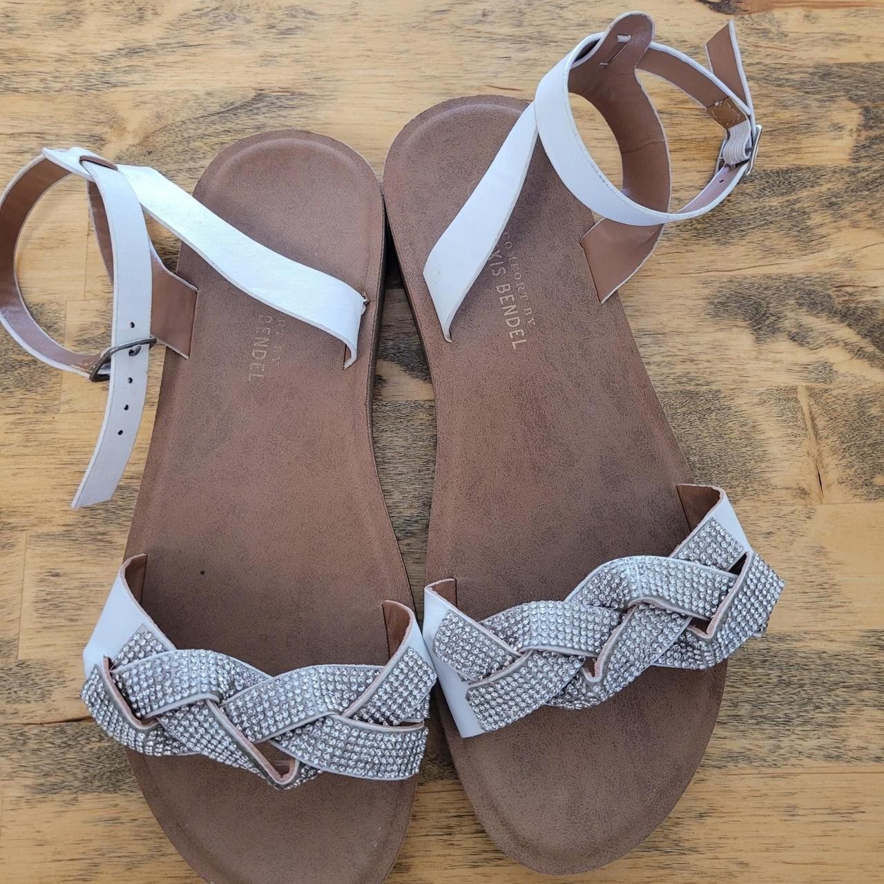 Henri Bendel Women’s Brown White Silver Strappy Rhinestone Sandals Buckle 9