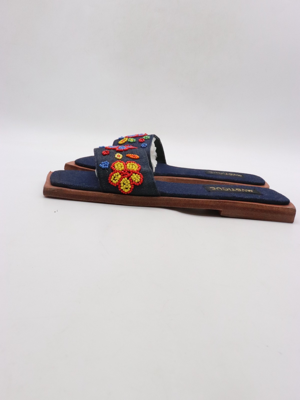 NWOB Mystique Blue Flowers Women’s Size 8 Blue Yellow Sandals Slip On Flats