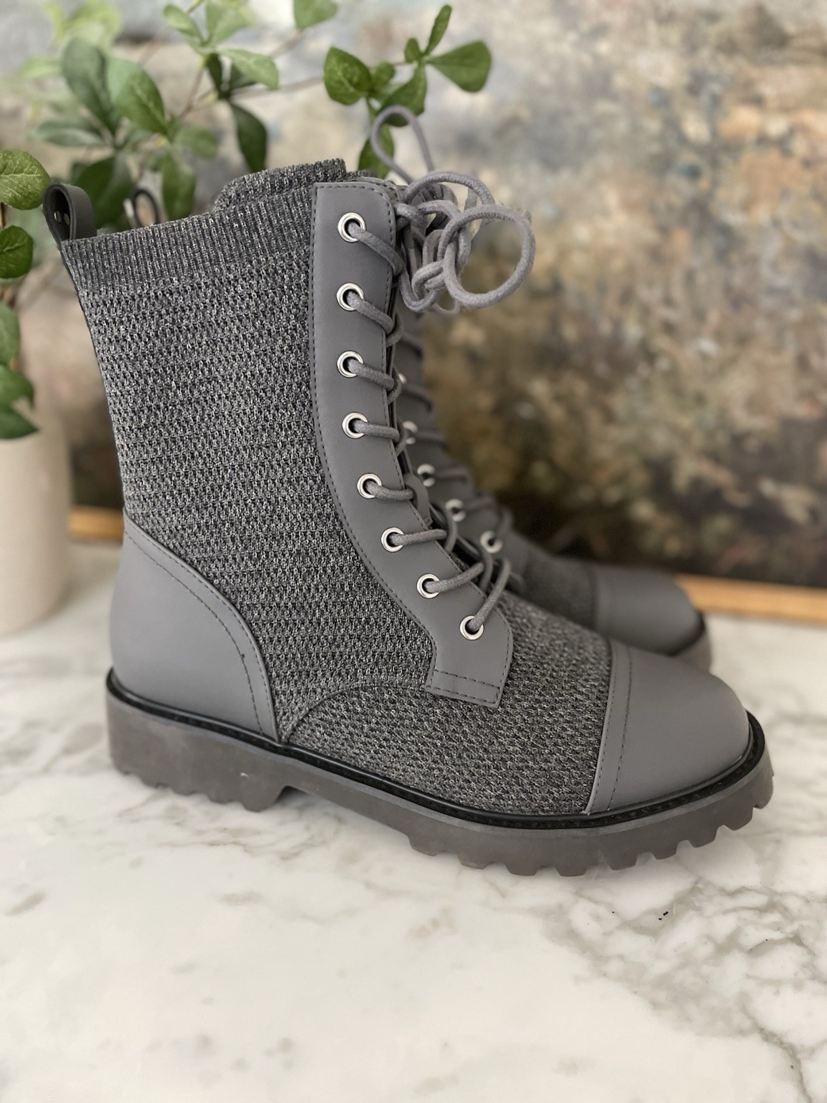 Vivaia Florence Chunky Combat Boots 9.5 Gray Water Repellent Lace Up