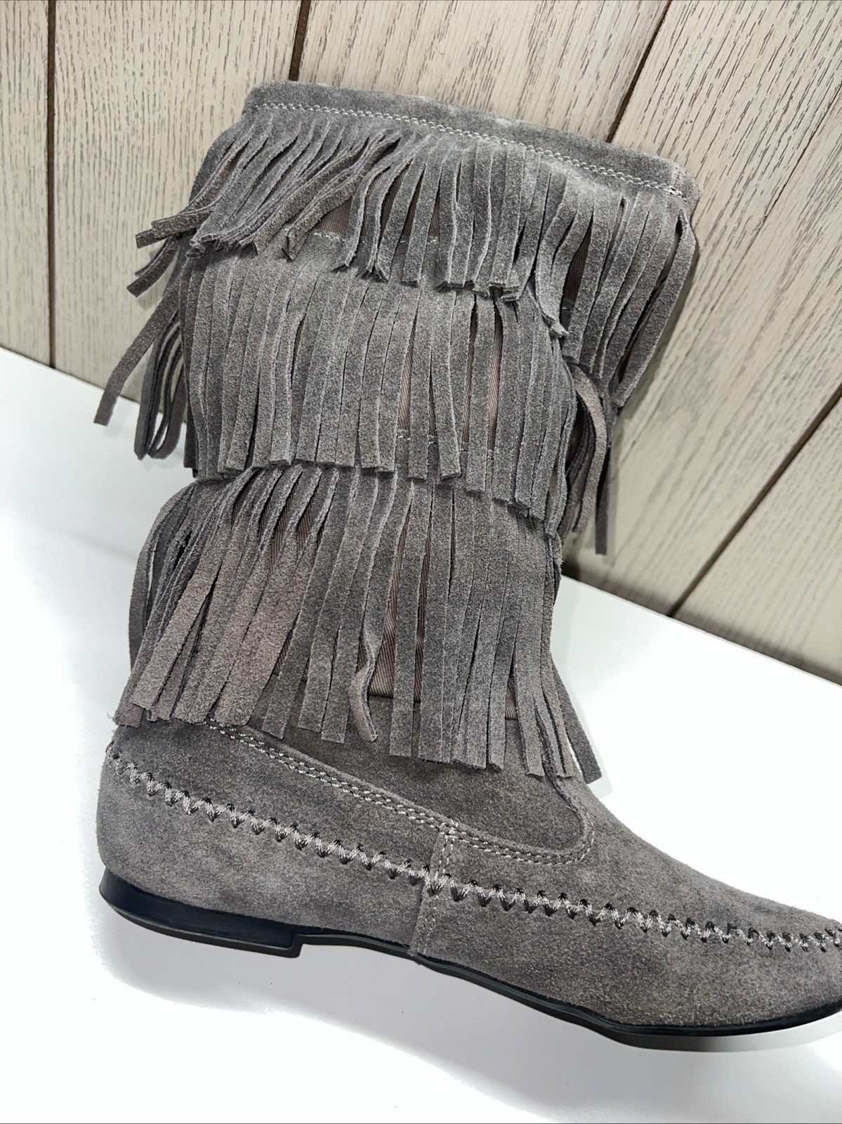 LC Lauren Conrad Thia 3-Tier Fringe Slip On Flat Festival BoHo Moccasin Boot 6 M