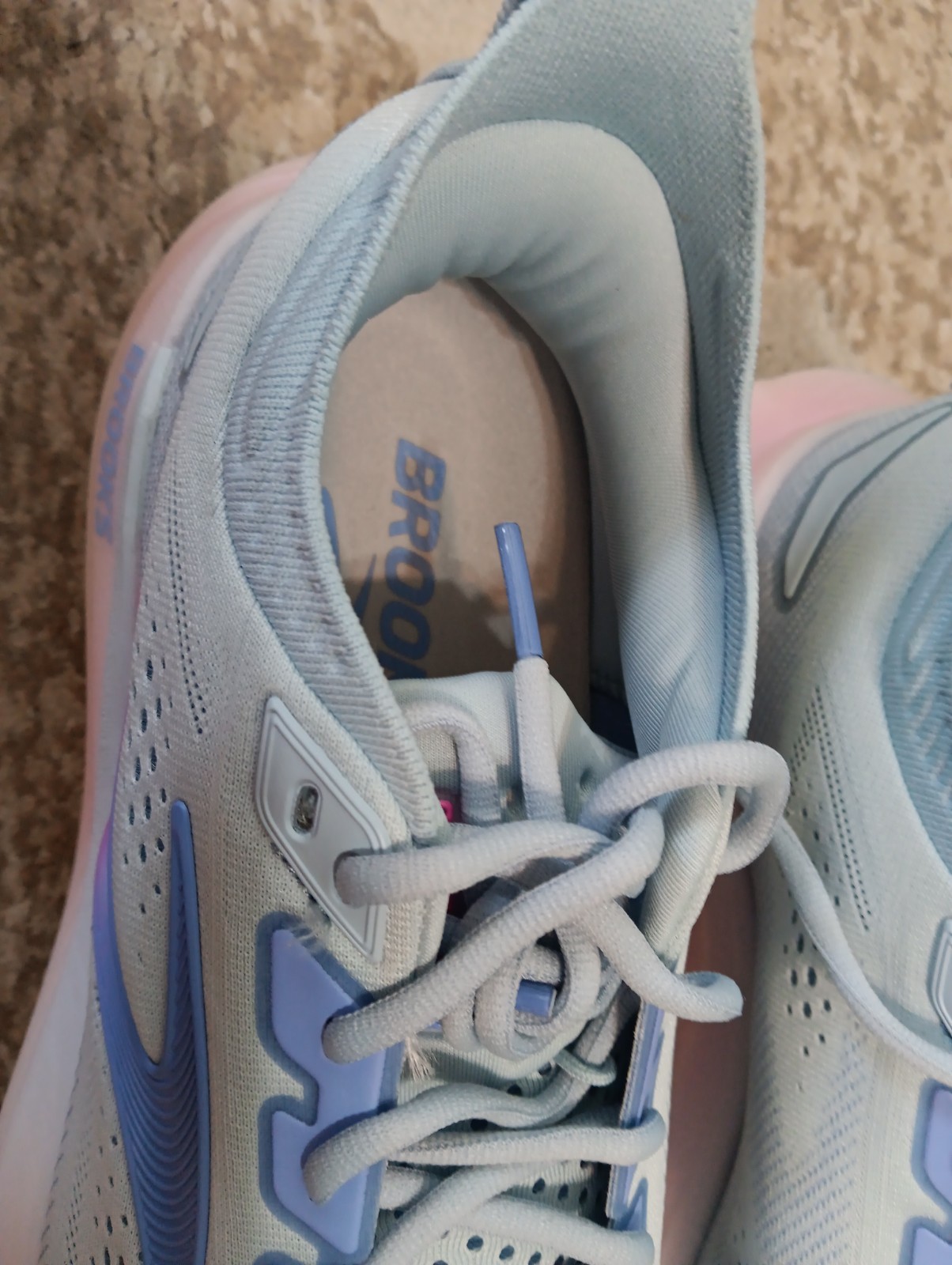 Brooks Womens GLYCERIN 23 Skyway Blazing Bell Pink Size 11B Medium 1204651b475