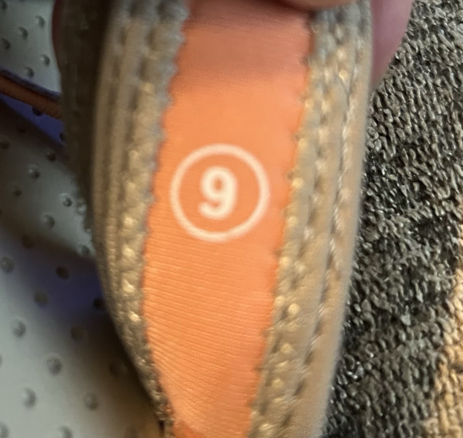 SKECHERS Womens Reggae Sandal Size 9 Taupe Peach Casual Beach Pool BSC