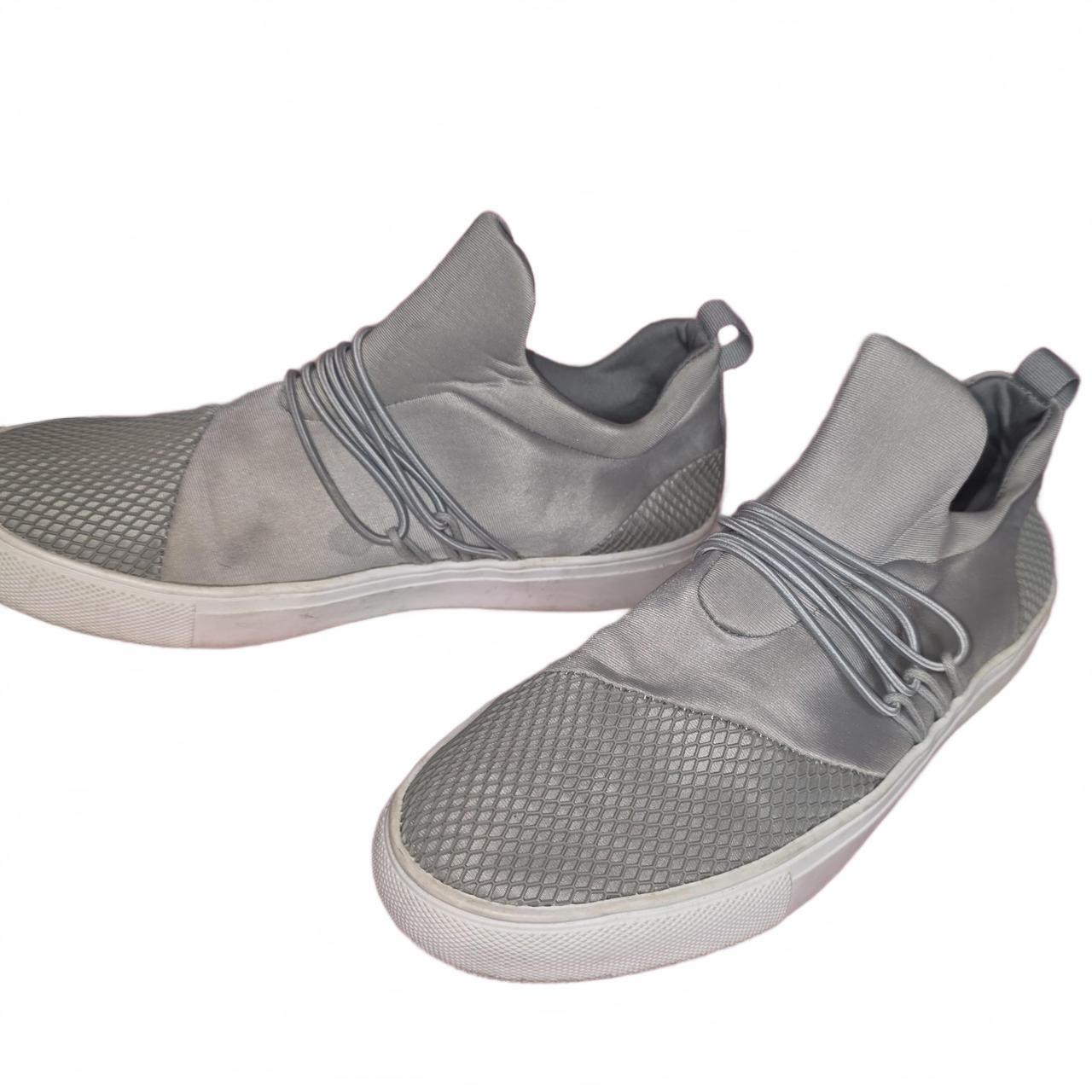 Steve Madden Women’s Grey Lambert Sneakers