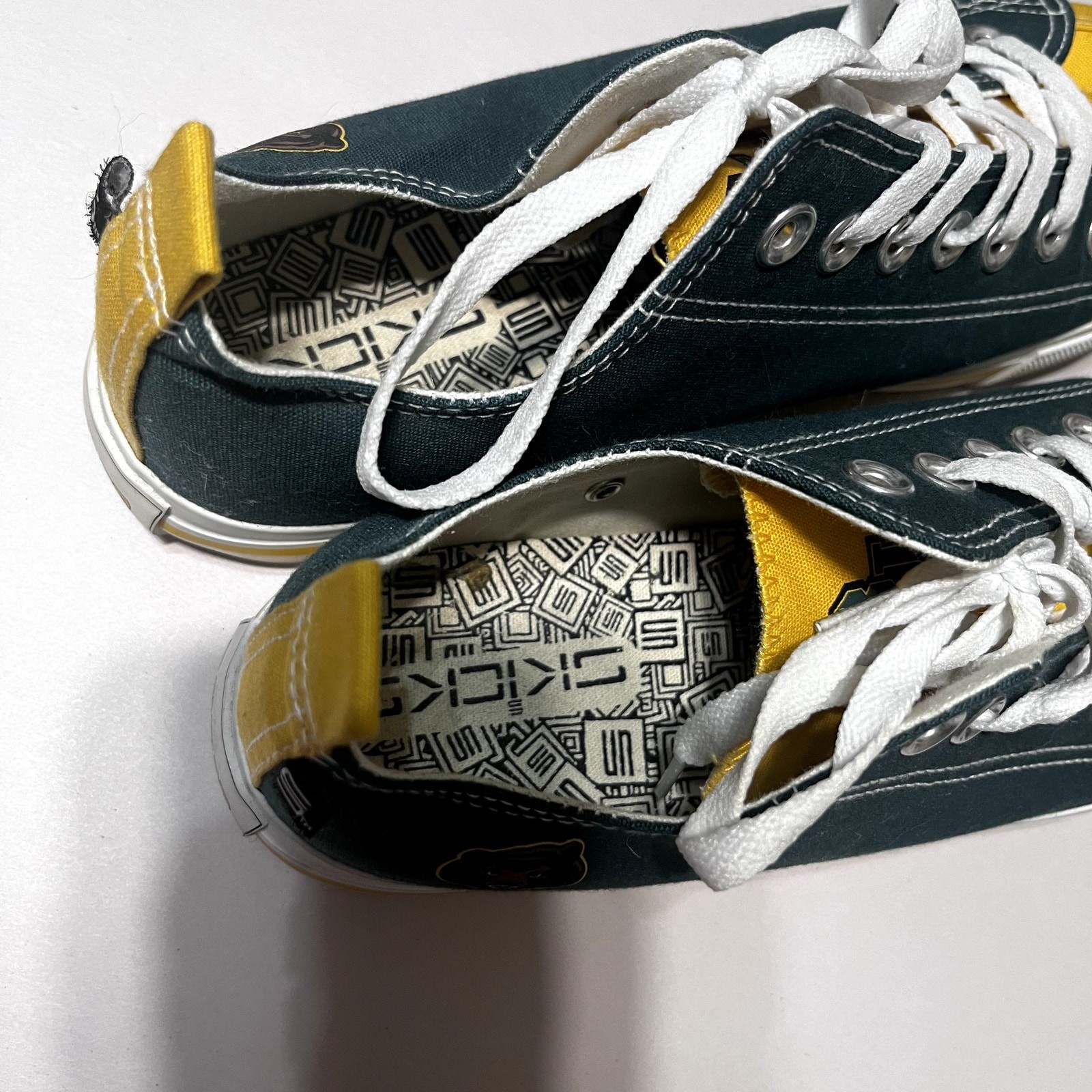 Baylor University Sneakers W10/M8 SKICKS Tennis Shoes Green Gold Waco, Texas