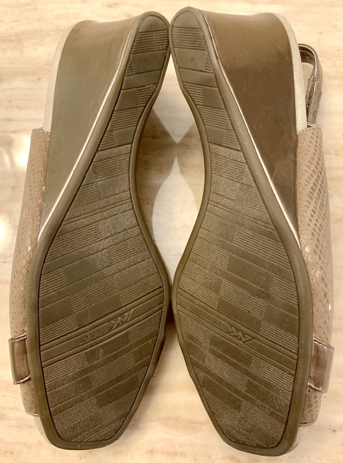 ANNE KLEIN Peep Toe Sling Back Wedge 3.25″ Shoes, Gold Buckle, Size 11M, No Box