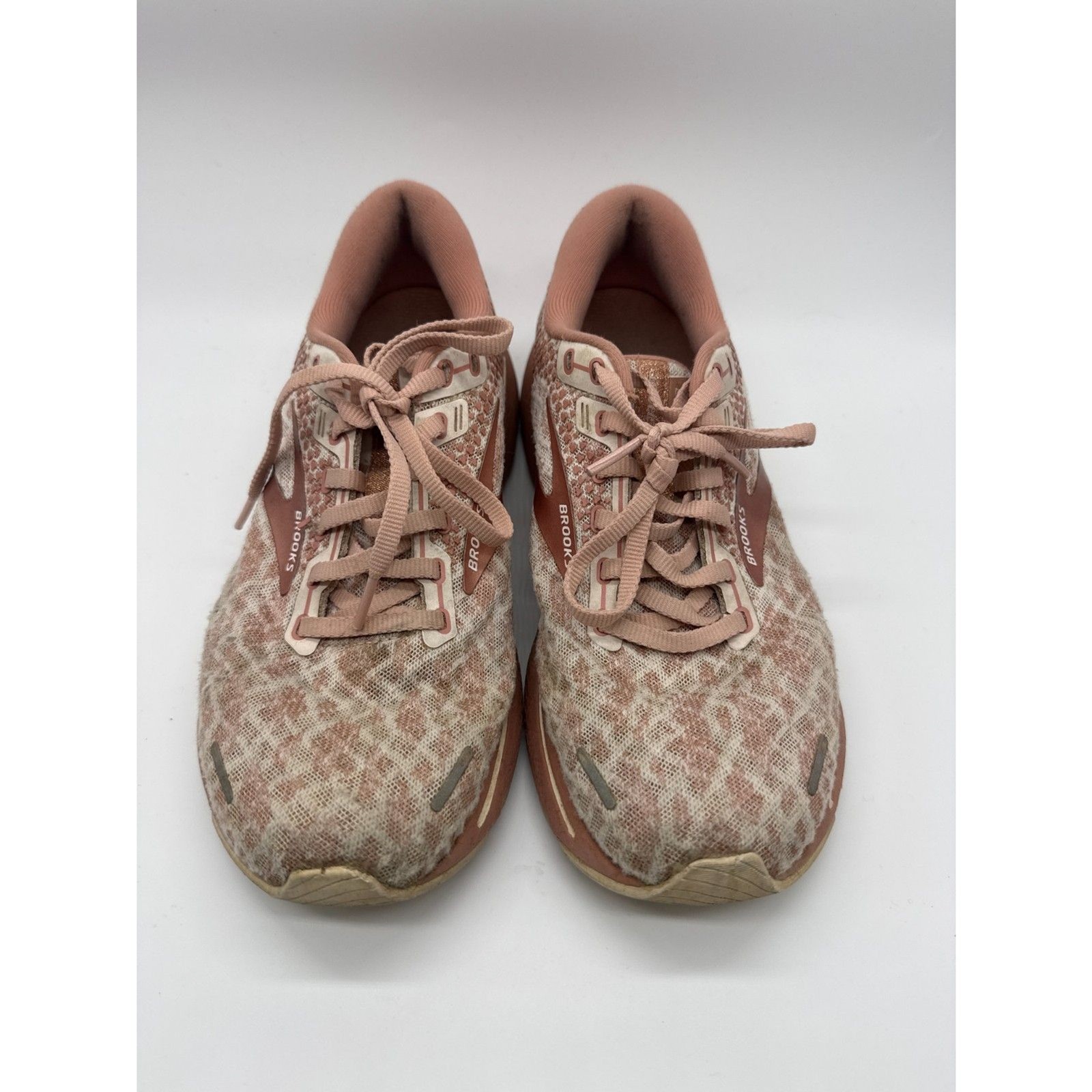 Brooks Ghost 14 Running Shoes Delicacy Brown Coral Cloud Womens 7.5 Medium (B)
