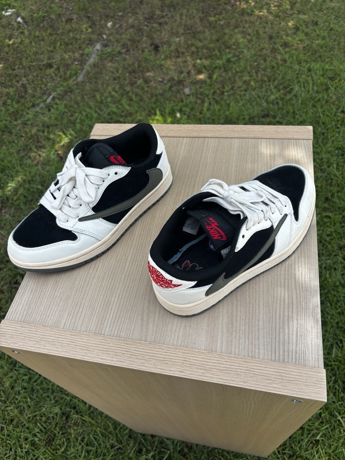 Travis Scott Air Jordan 1 Retro Low OG SP ‘Olive’ (Can’t Guarantee Authenticity)