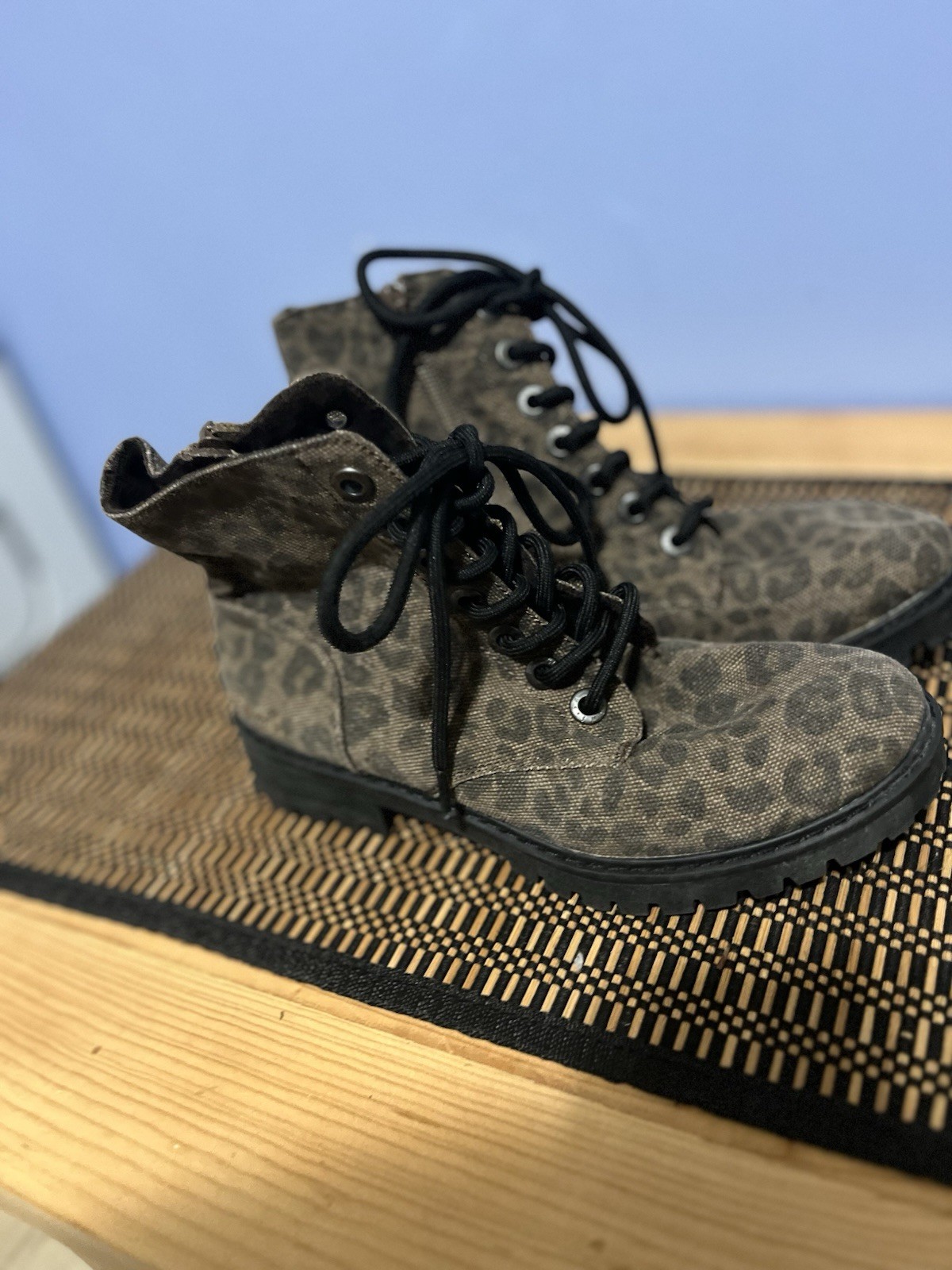 Blowfish Leopard Animal Print Canvas Combat Ankle Lace-Up Side Zip Boots US 6