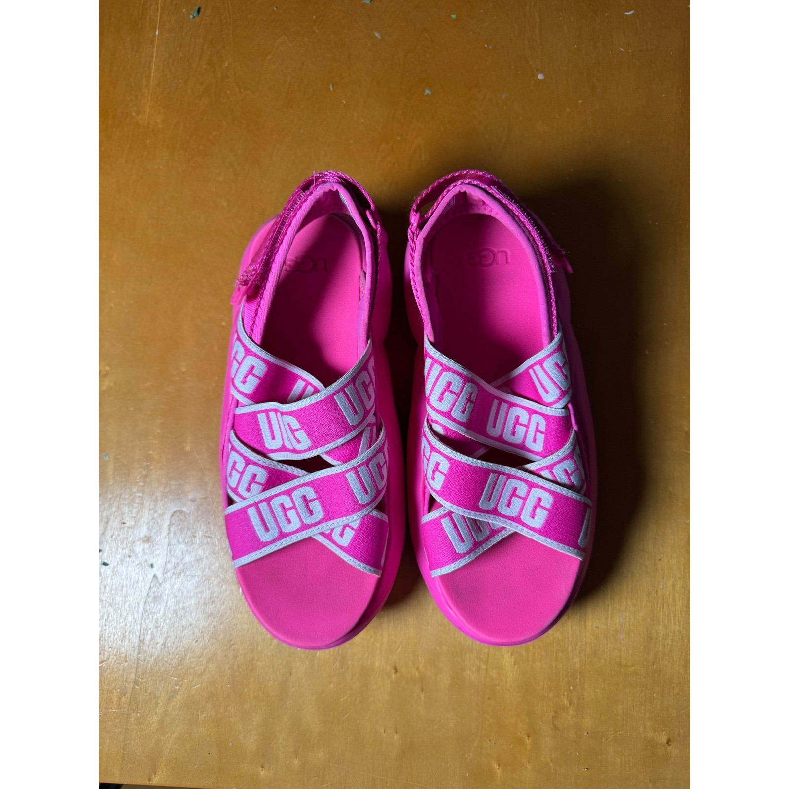 UGG LA Shores Rock Rose Pink Logo Elastic Strap Platform Sandals Womens 6