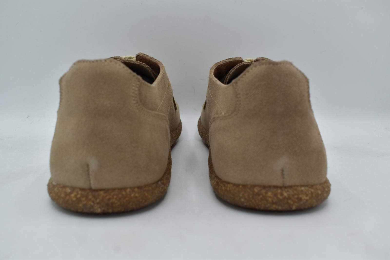 Taos Footwear Women Size EU 41 US 10-10.5 Utmost Sand Suede Lace Up Casual Shoes