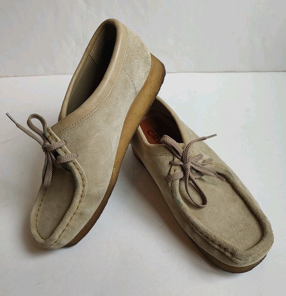 Clarks Wallabee Suede Chukka Ankle Boots Lace Up Crepe Soles Moccasins Beige 9