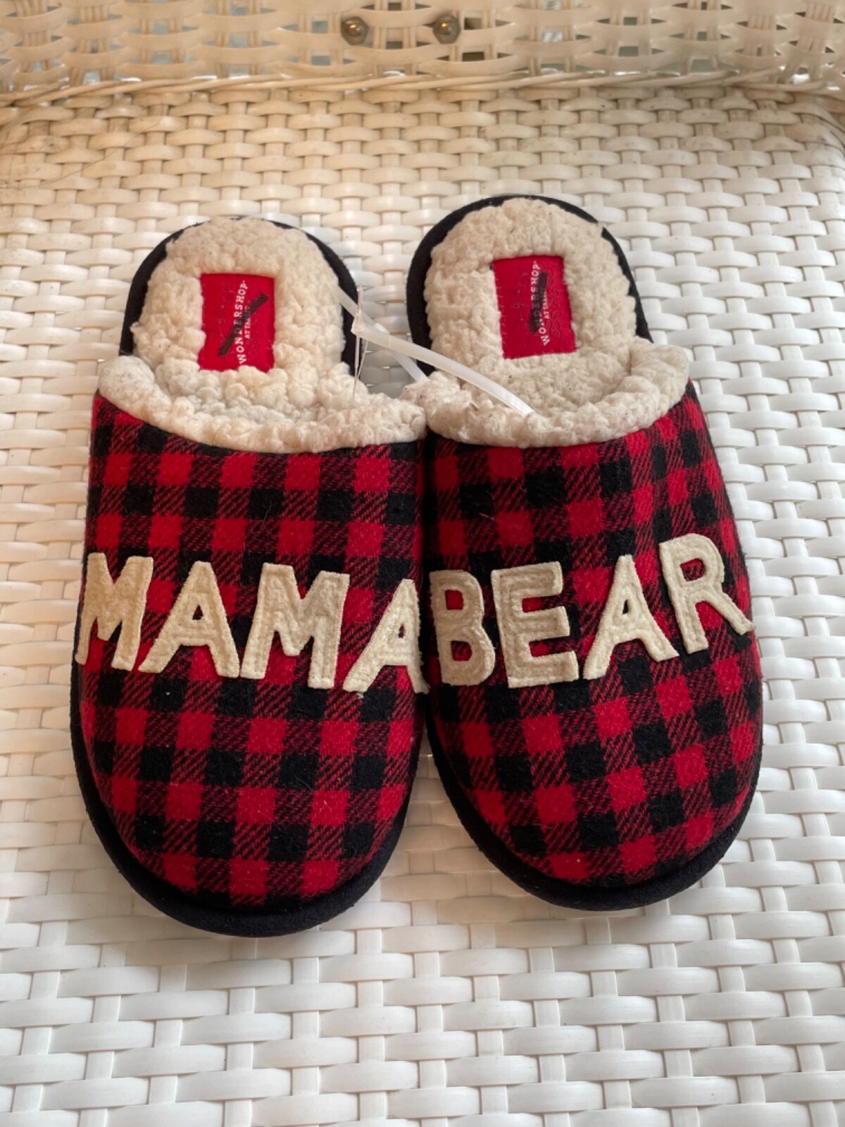 Wondershop Red and Black Plaid Che k Mama Bear Family Slippers Small 5/6 New