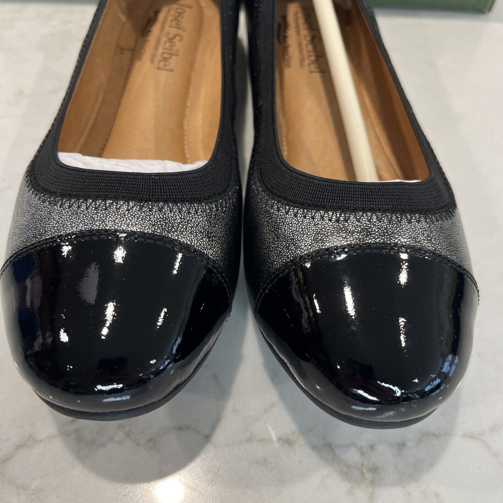 Josef Seibel Pippa Metallic Silver Cap Toe Comfort Ballet Flats EU 36 US 5.5 NEW