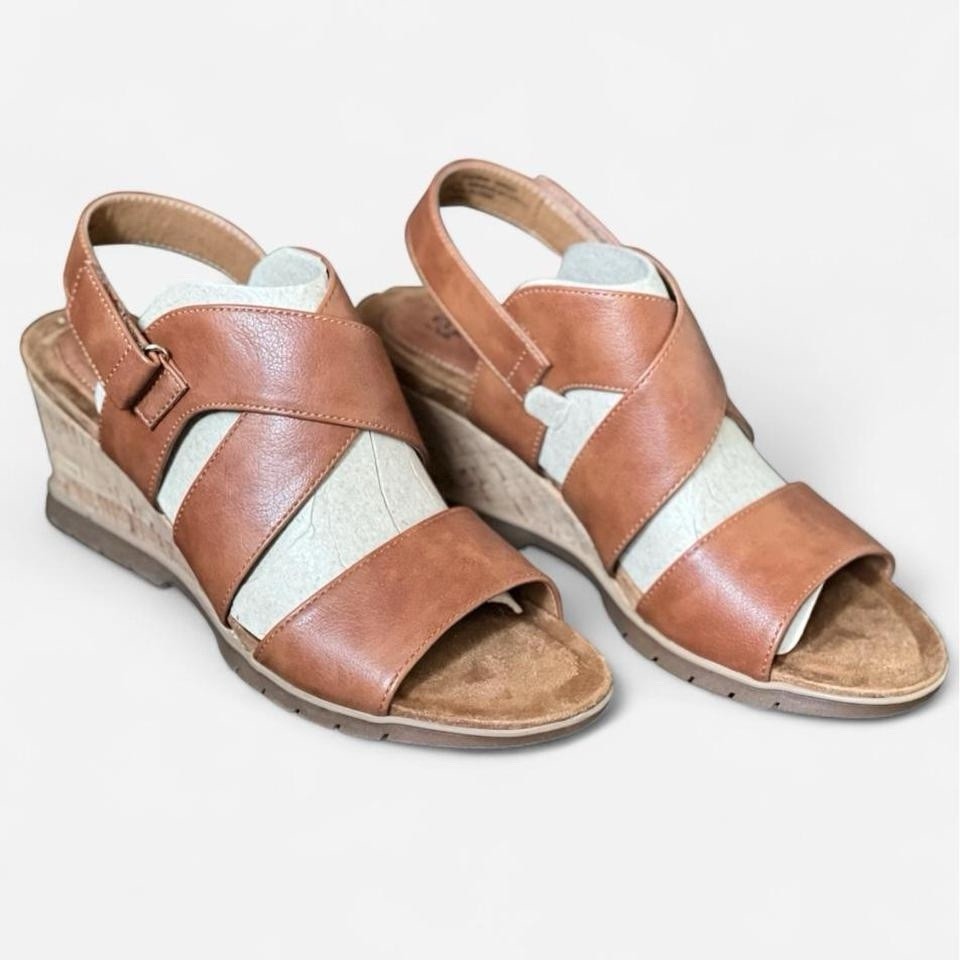 Eurosoft by Sofft Brown/Beige Strappy Wedge Buckle Sandals Women’s US 10 M