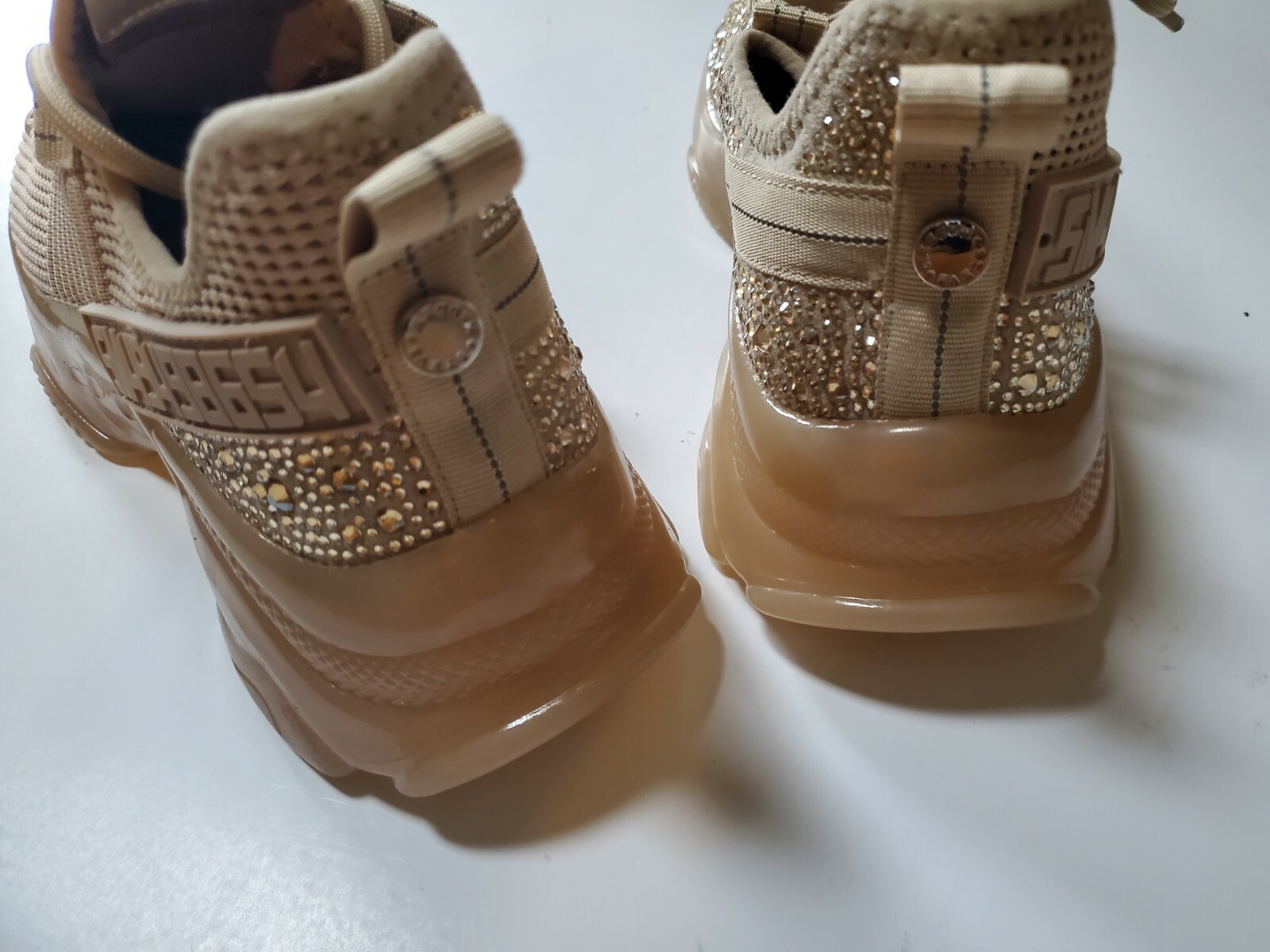 Steve Madden Women’s Maxima Blush Multi Sneaker SM NY 90 US 6
