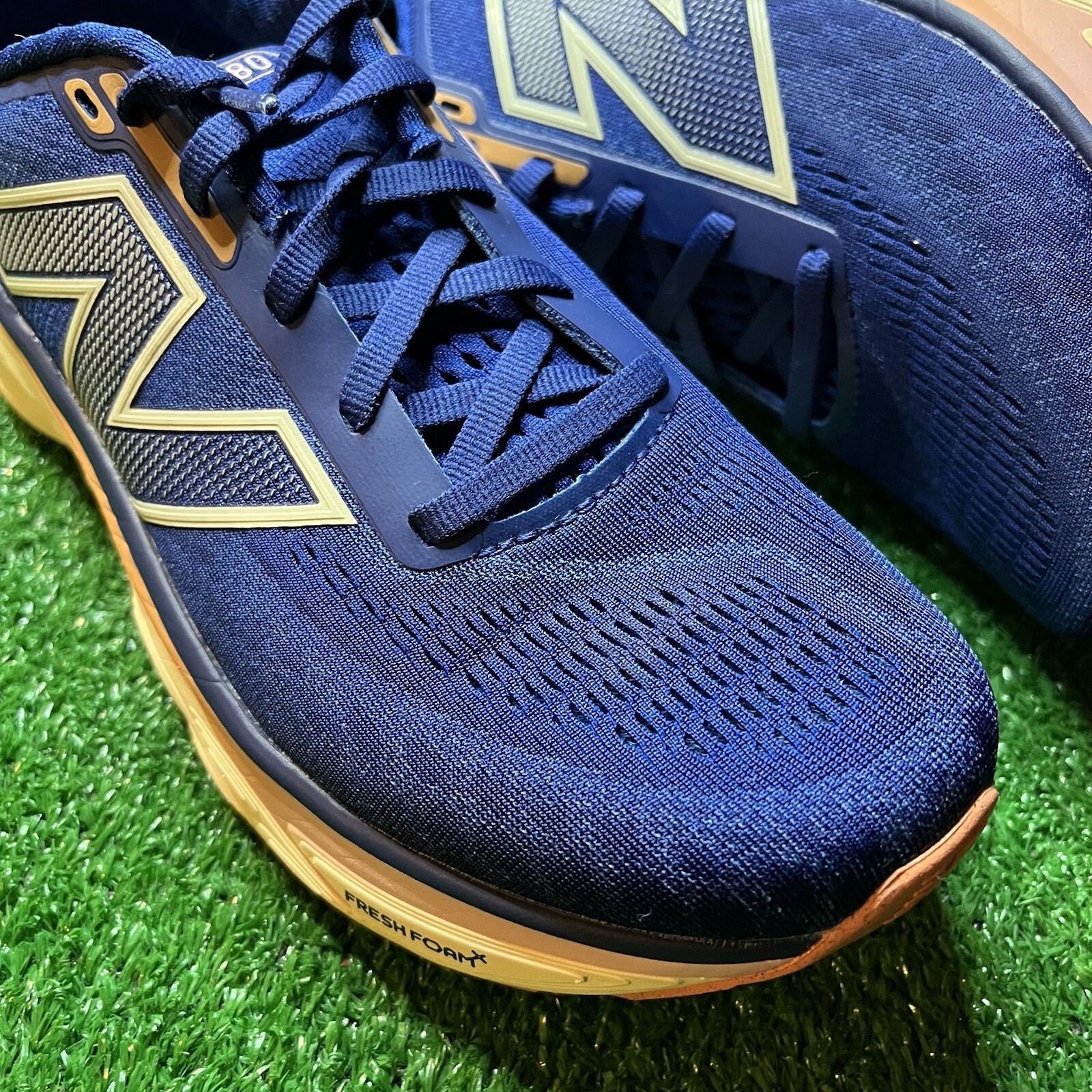 New Balance 1080 V14 Women’s Size 10 B ‘Inkwell/calcium’ W1080N14 Running Shoes