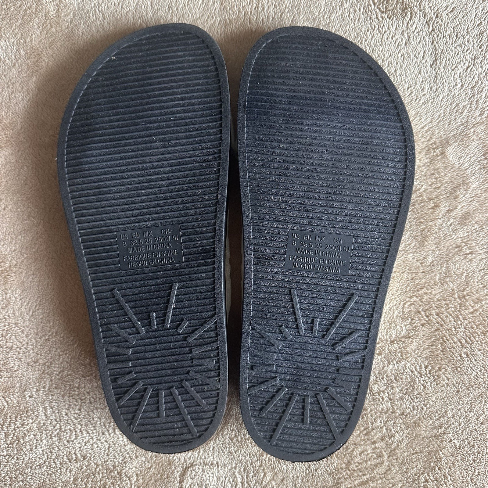 Women’s OFFLINE by Aerie Criss Cross Slides Natural Cream Size 8