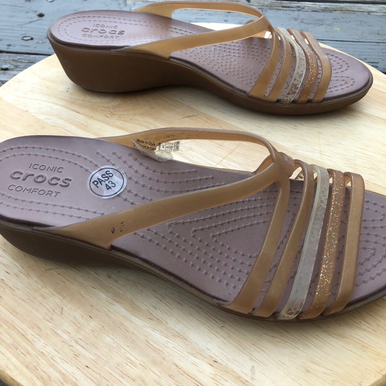 Crocs Isabella Sandals Womens 6 US Strappy Jelly Mini Wedge Bronze Gold Glitter