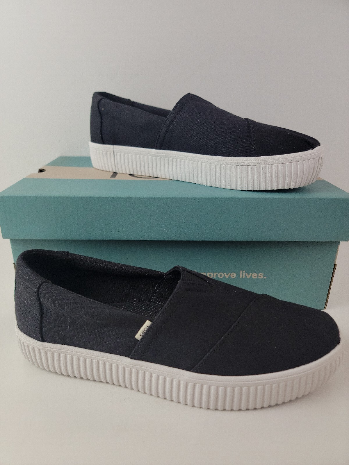 Toms Women 7.5 Alpargata Platform Canvas Slip On Shoes Black White