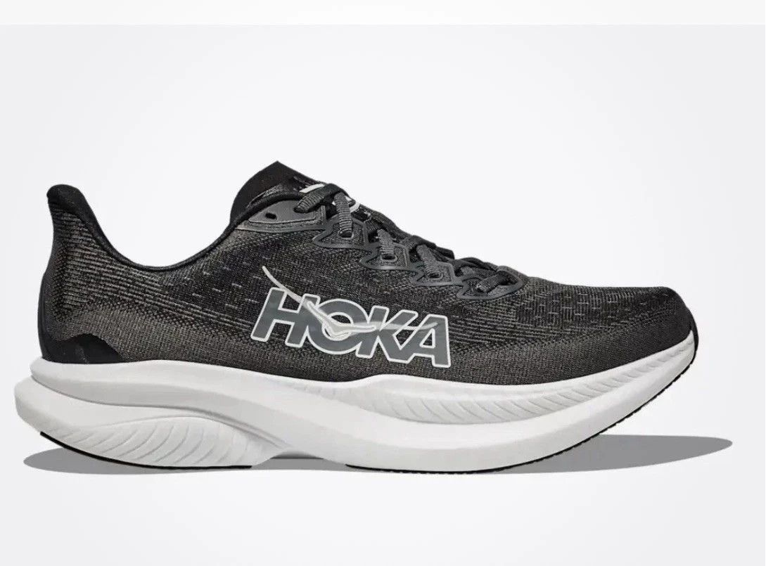 Hoka One One Mach 6 Women’s Size 8.5 Running Walking Shoes Black and White New