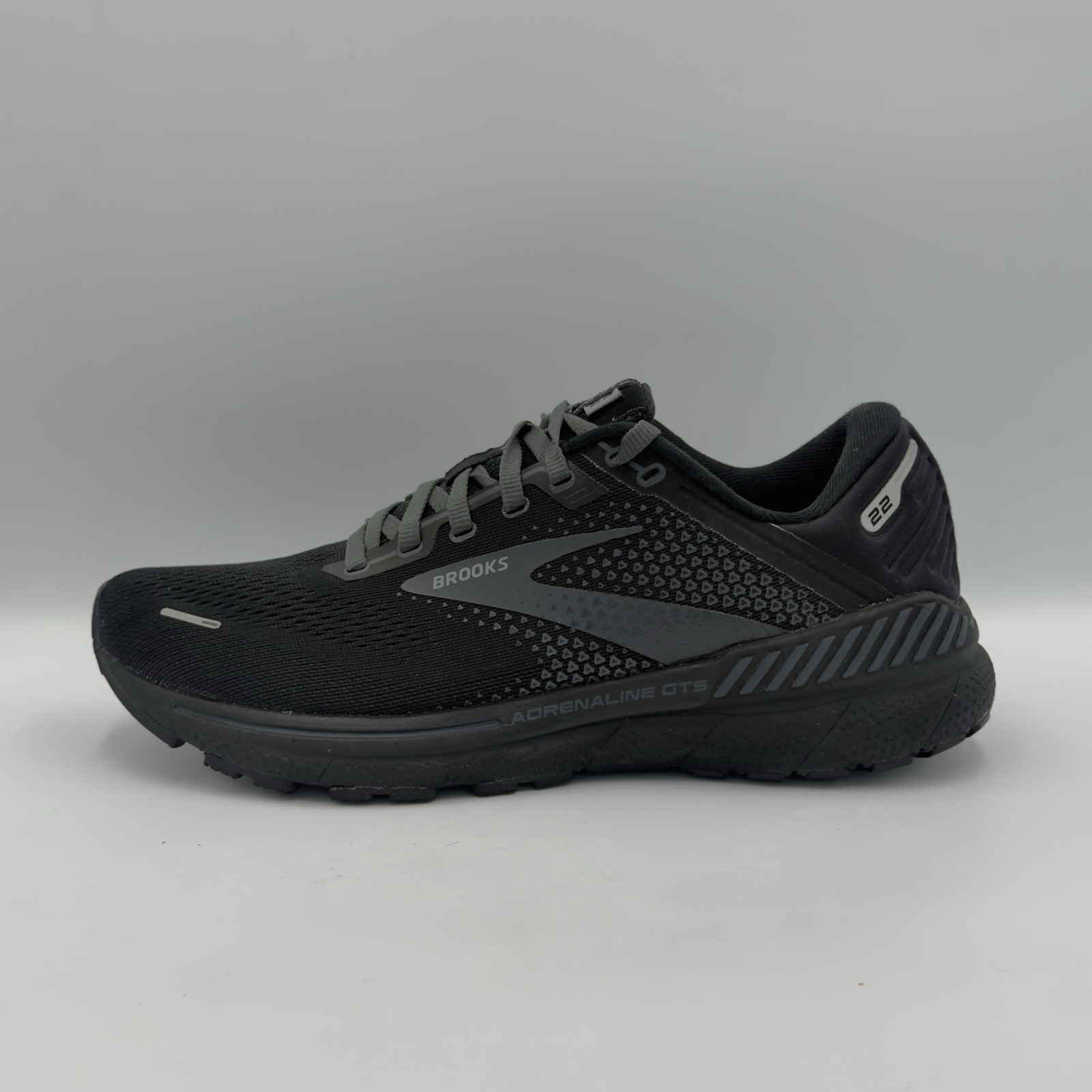 Brooks Adrenaline GTS 22 Women’s Size 10 Black Running Shoes 1203531B020