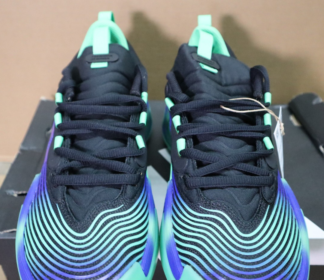 adidas Exhibit Select 2.0 Pro Basketball Blue, Green Sneakers Women’s Size 9.5