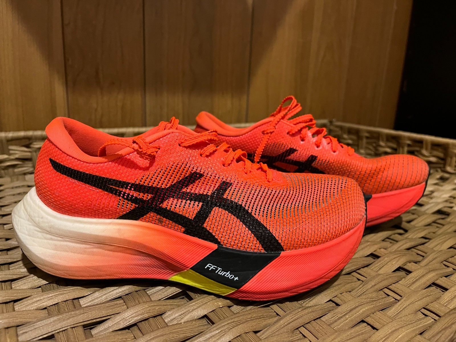 ASICS MetaSpeed Edge Paris Women’s 7.5 Men’s 6