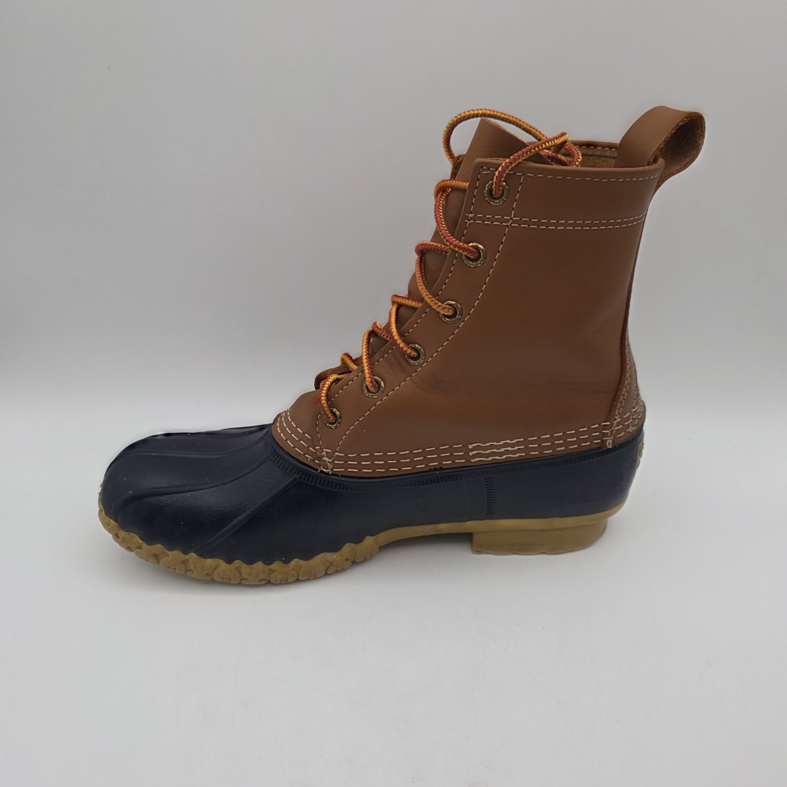 LL Bean Unisex Maine Bean Boot Shoe Leather Duck Boots Tan and Navy M – 7, W – 9