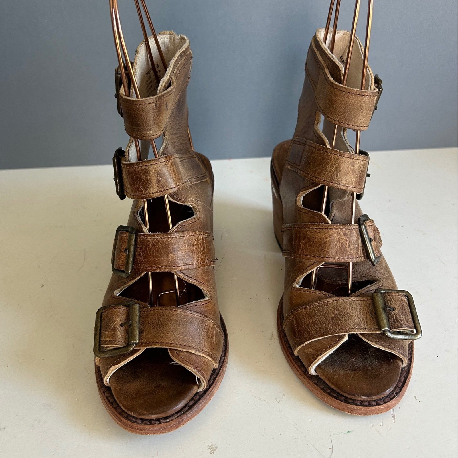 Freebird by Steven Quail Heels Sandal 6 Tan Gladiator Buckle Strappy Western