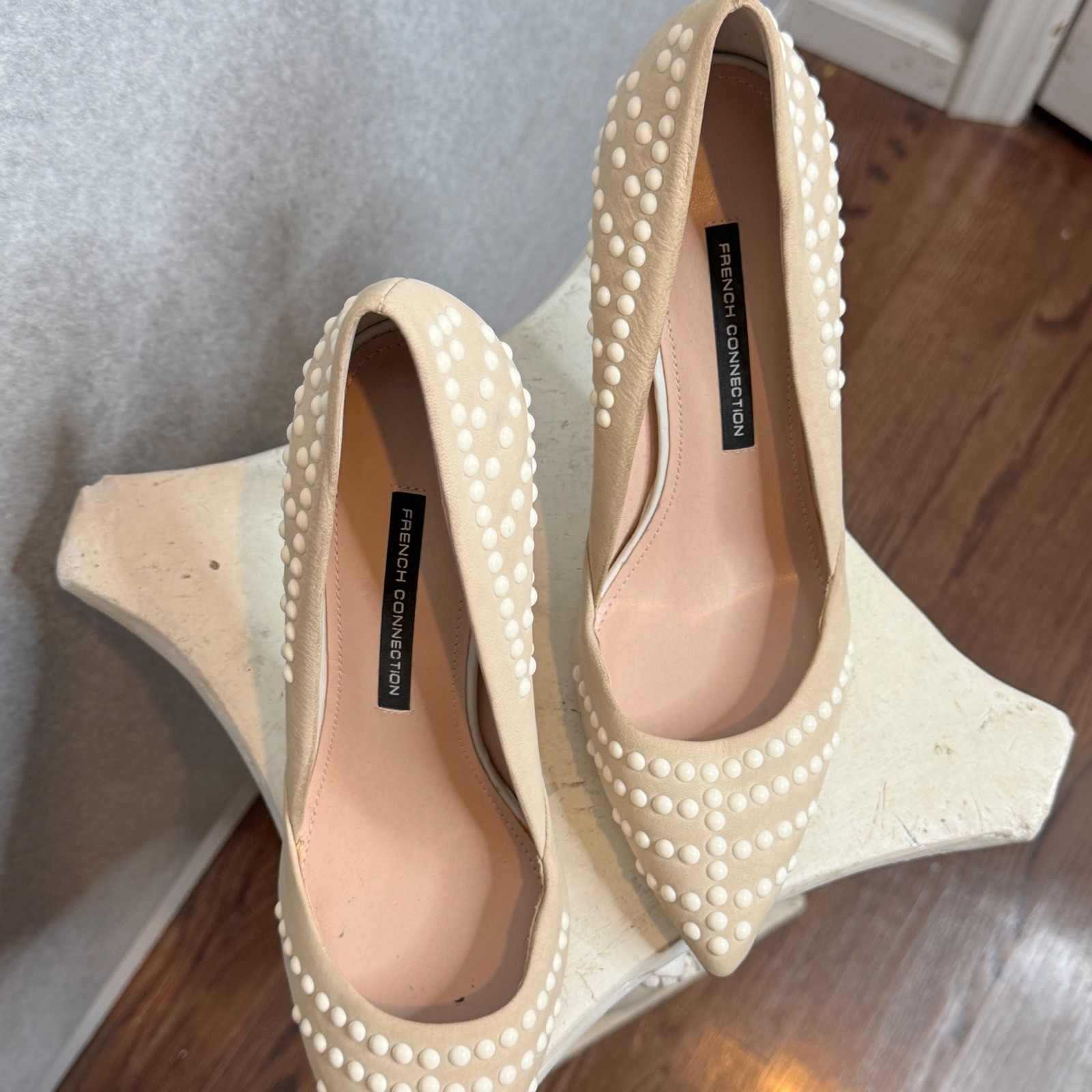 French Connection Pointed Toe Beige Studded Heels Stilletto Pumps Size 9.5W