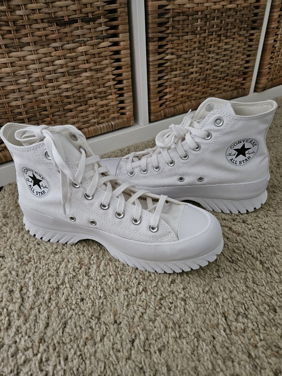 Converse Chuck Taylor All Star Shoe High Top Sz 9.5 More Size Info In Pix