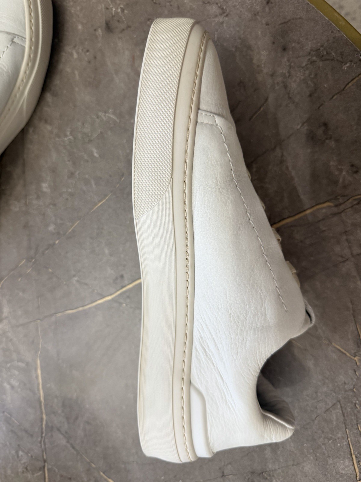 G/FORE White Leather Lace-Up Sneakers unisex US W8.5 M7 EU 40 Logo Accents