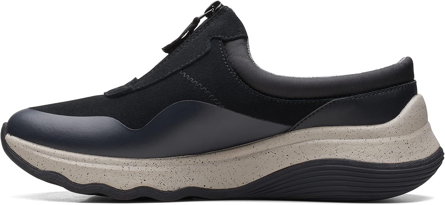 Clarks Jaunt Way Clog, Black Suede
