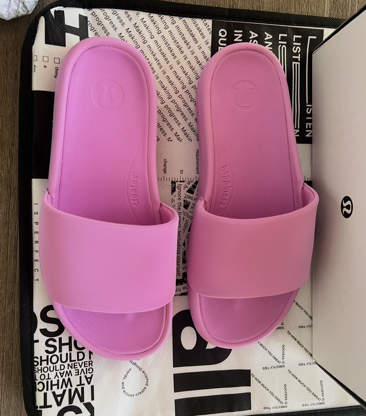 Lululemon Women’s Restfeel Slides Dahlia Mauve Pink SIZE 6 NIB SOLD OUT COLOR