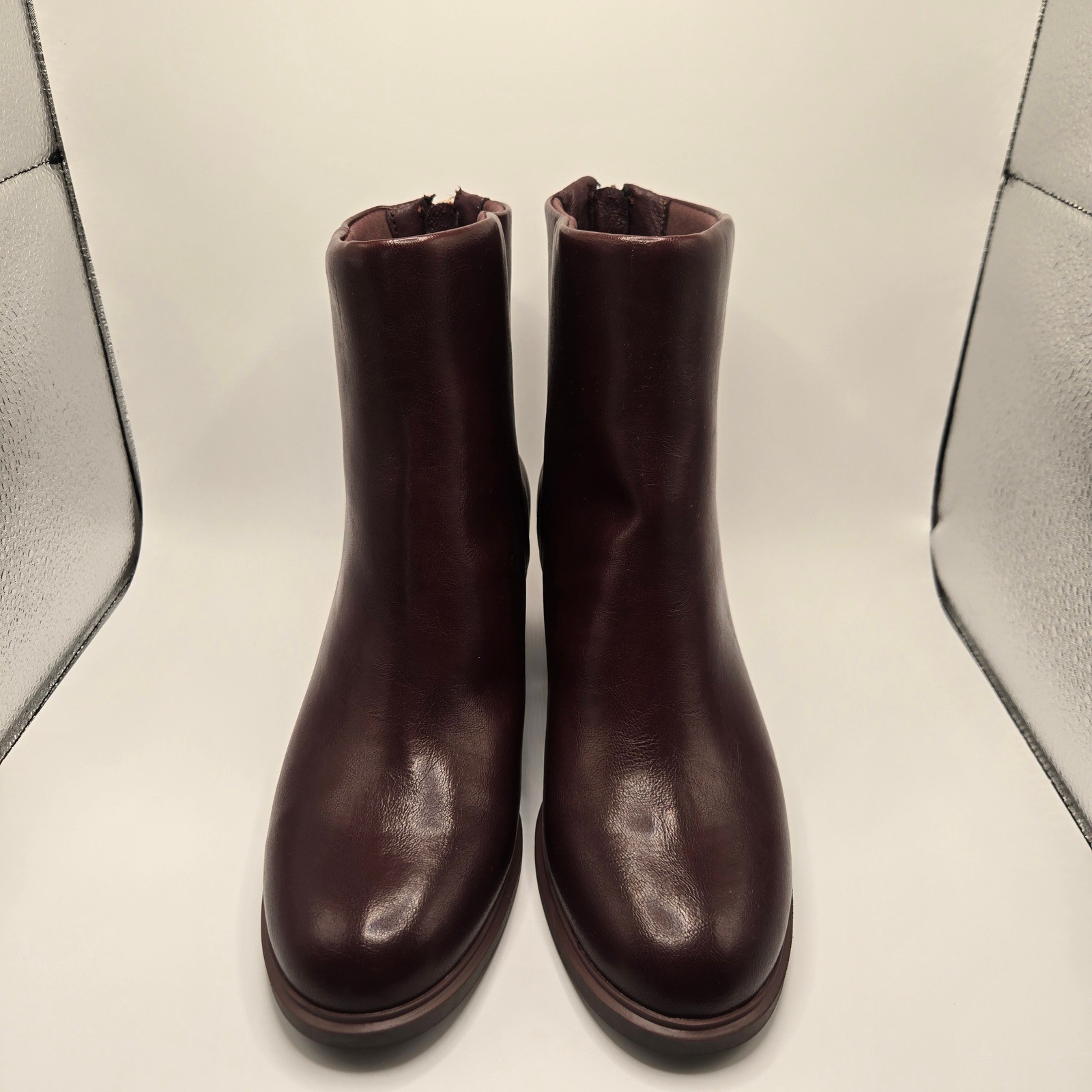 Baretraps Bessie Boots Womens 5.5M Burgundy Block Heel Back Zip (S11)
