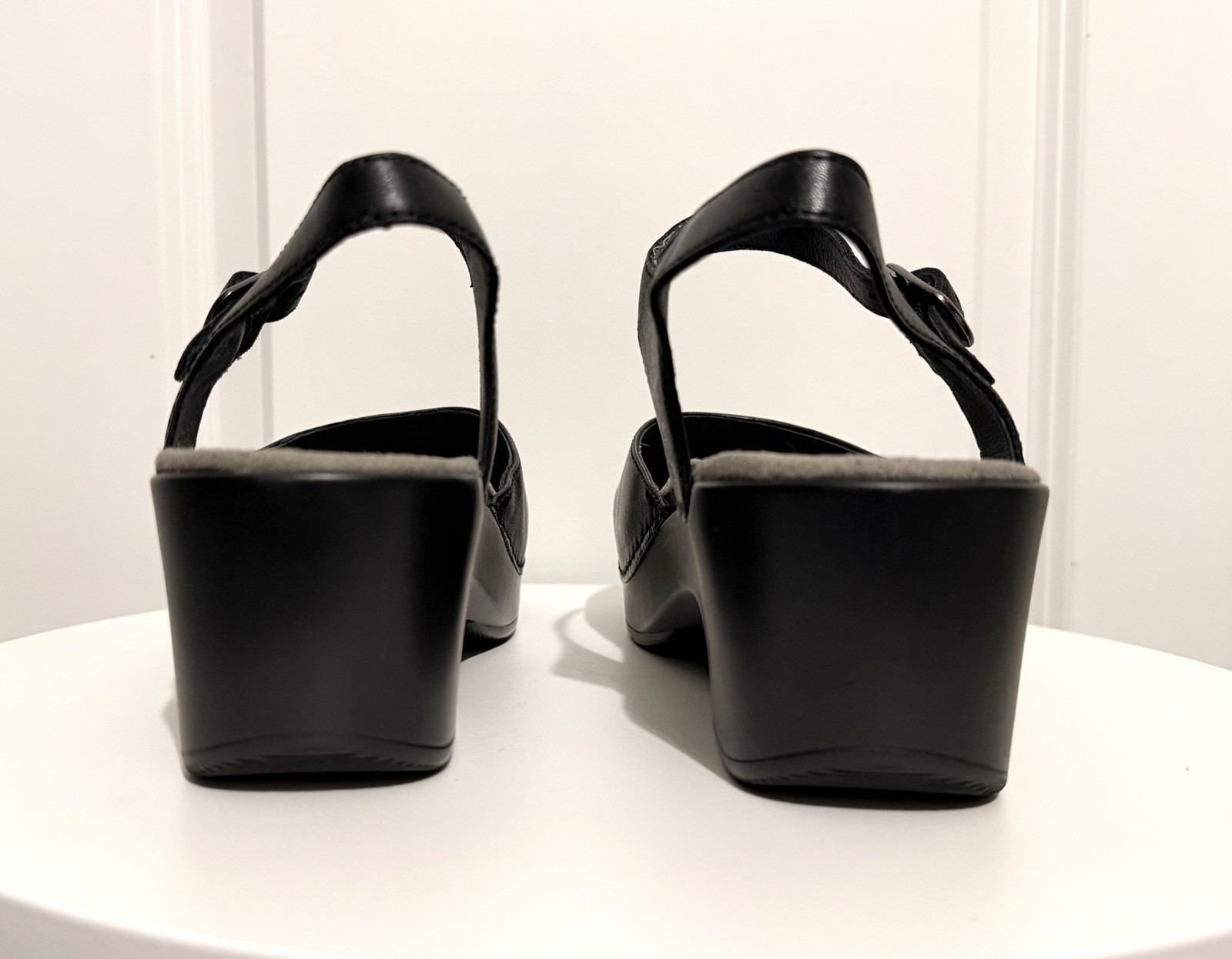 Dansko Black Sam Soft Full Grain Leather Mary Jane’s, Size 42EU / 11.5-12US