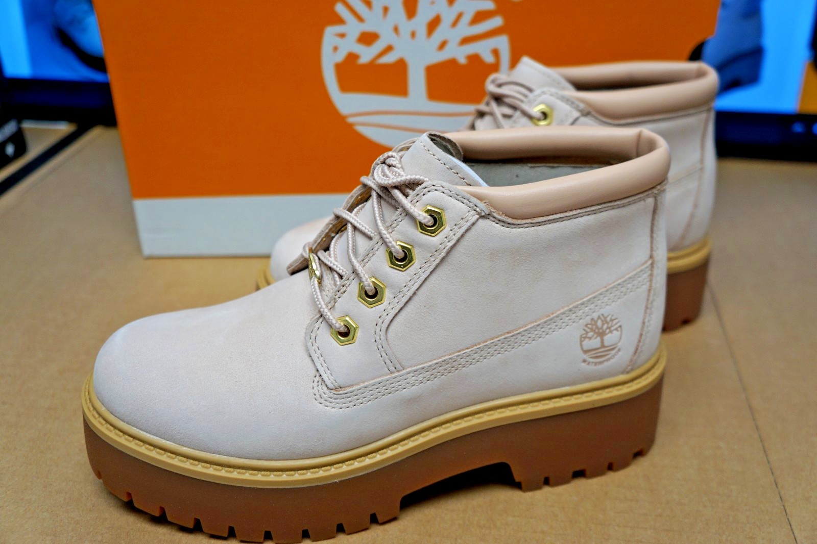 Timberland Stone Street midlace waterproof boot Women’s Size 6.5