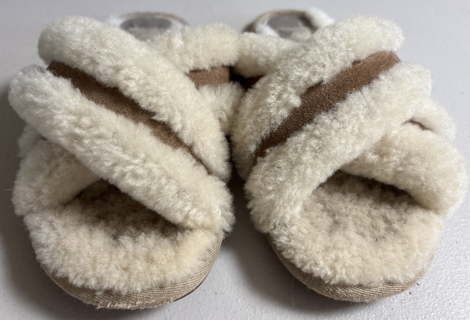 Ugg Scuffita Beige Slide Slippers W7 Sheepskin Cross-Straps *SEE DESCRIPTION