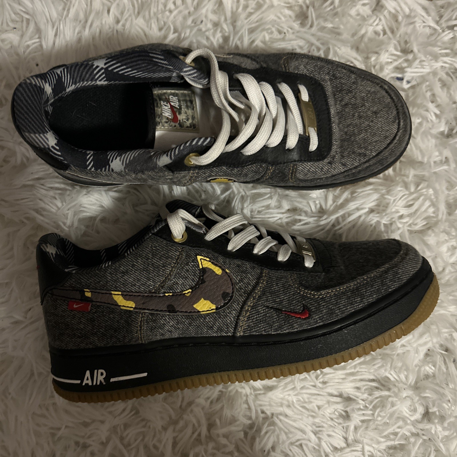 Nike Black Air Force Remix/Size 5.5 Youth Or 7 Womans Shoes amazing condition