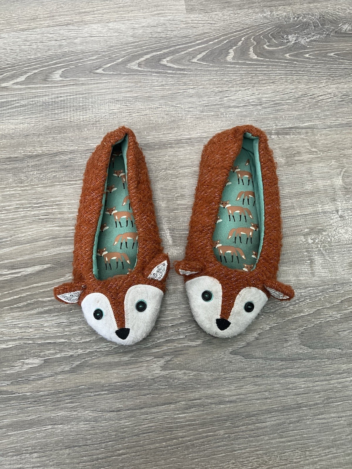 Women’s Ballerina Fox Slippers from SO