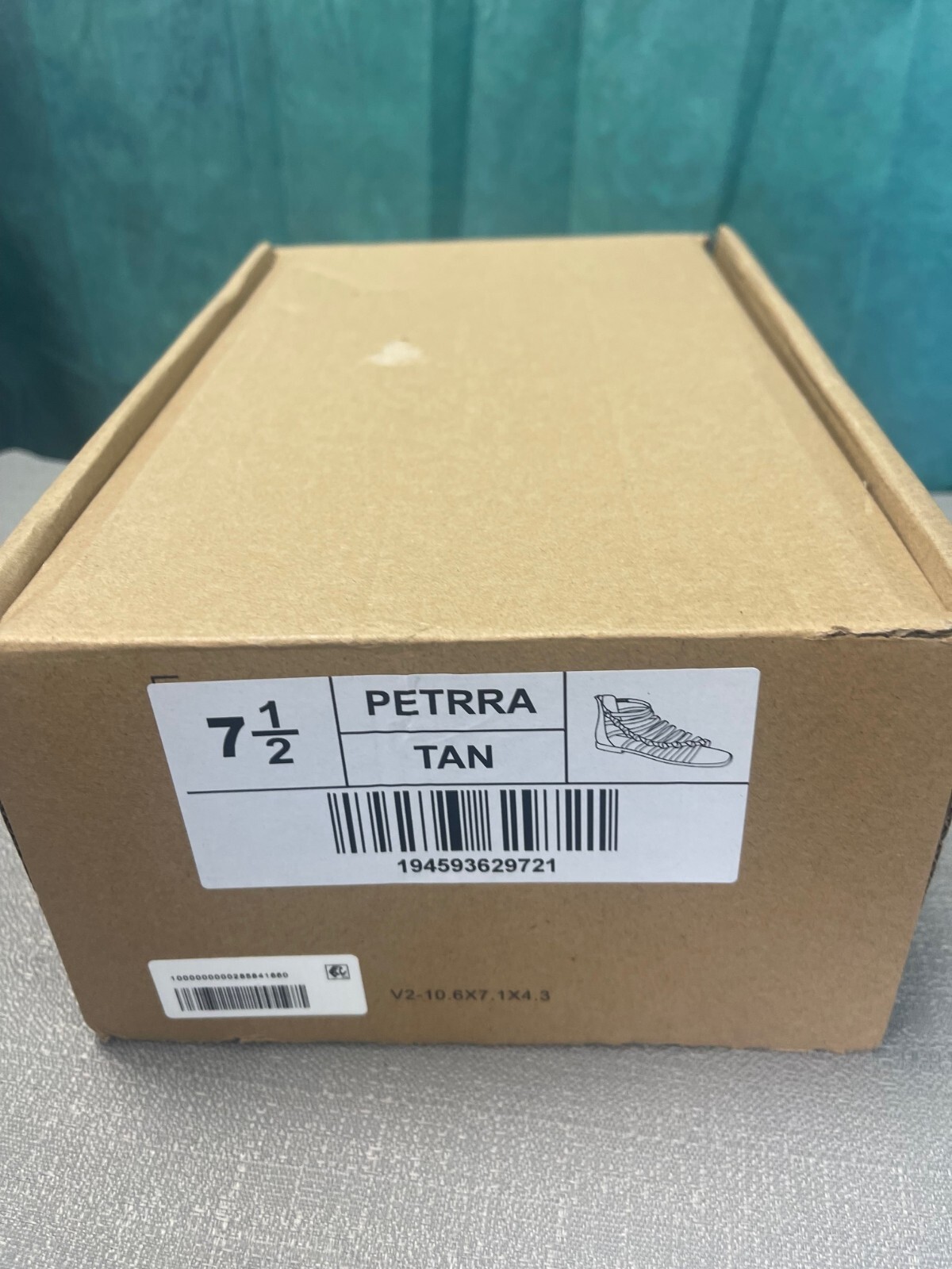 Journee Womens’ Petrra Tru Comfort Foam Gladiator Sandals 7.5 – tan – brand new