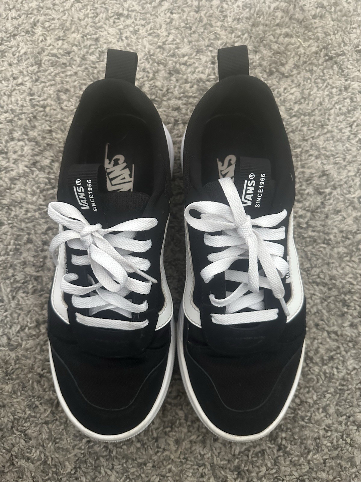 VANS Women’s Low Top Lace Up Sneakers Black/White with Logo Accent
