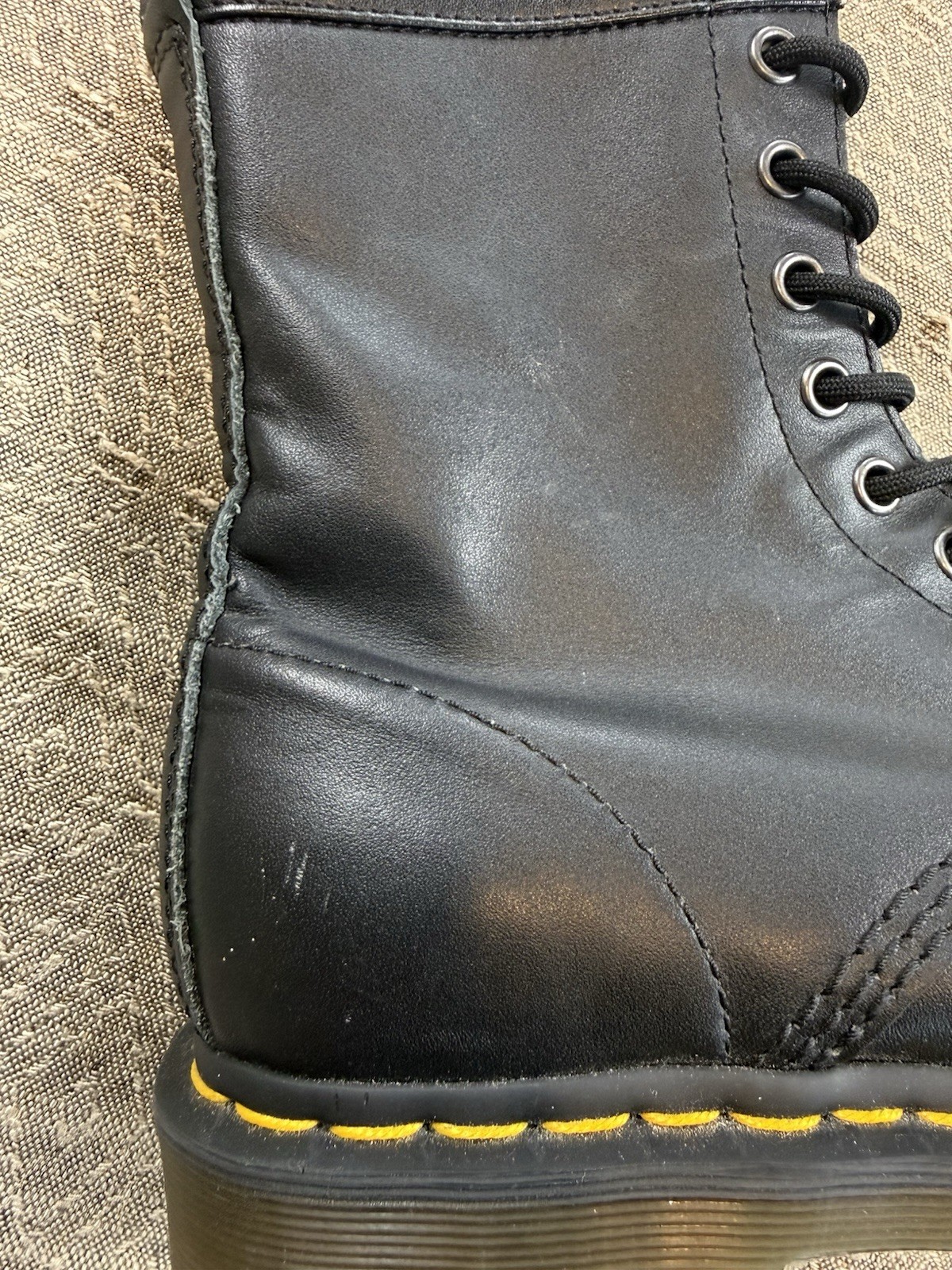 Dr. Martens 1460 Women’s Original Black Leather Lace Up Combat Boots 90s Size 7