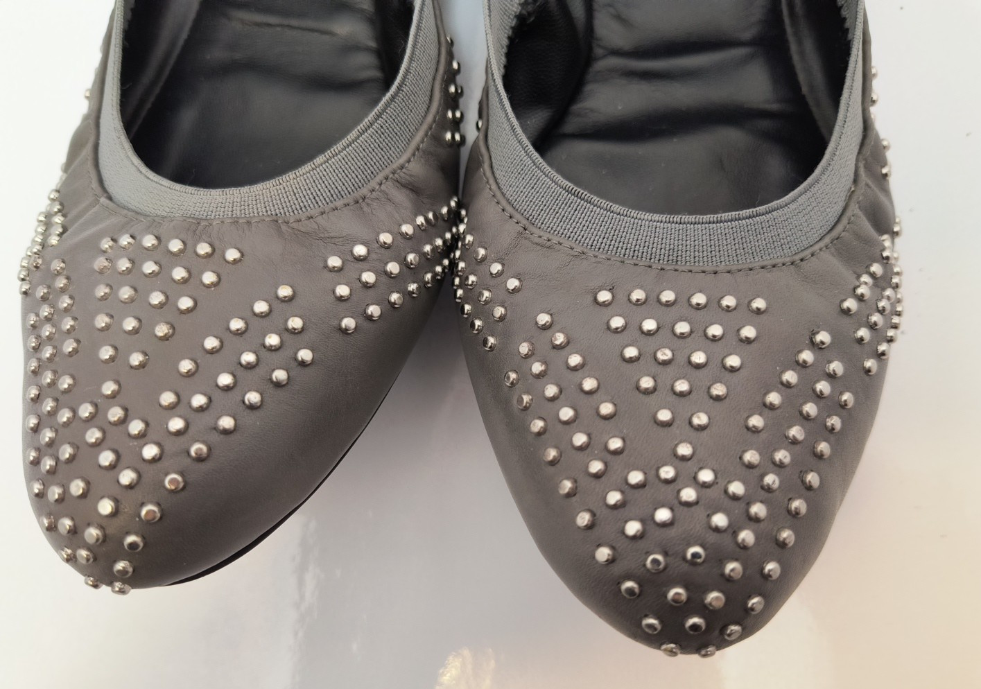 See By Chloe Gray Leather Studded Stretch Ballet Flatsd Women’s Size 40 U.S. 10