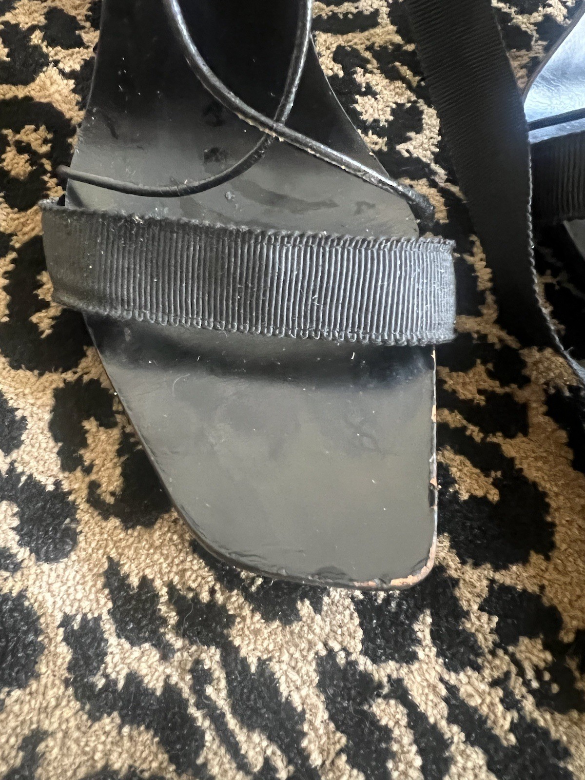 Gucci Tom Ford 2002 Runway Collectible Grosgrain Ribbon Heels Sz. 7 B
