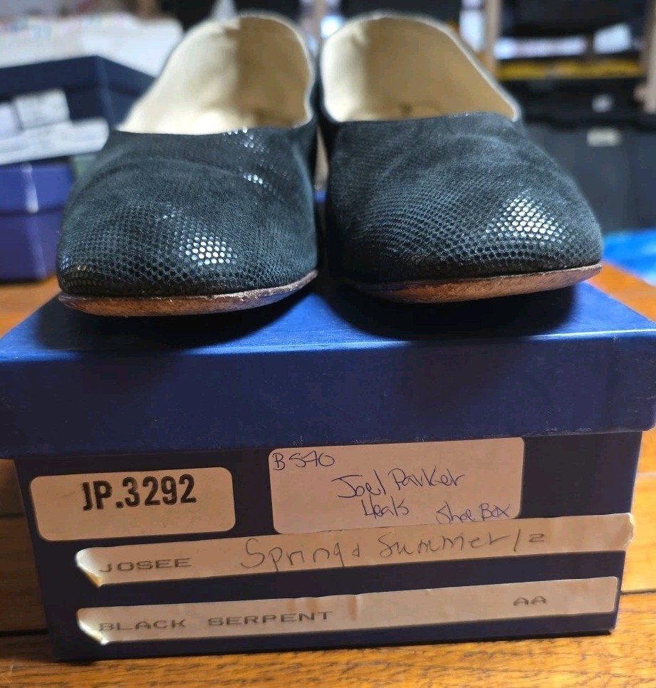 Joel Parker Vintage Black Pumps Heels Hand Crafted in Italy Size 12 AA