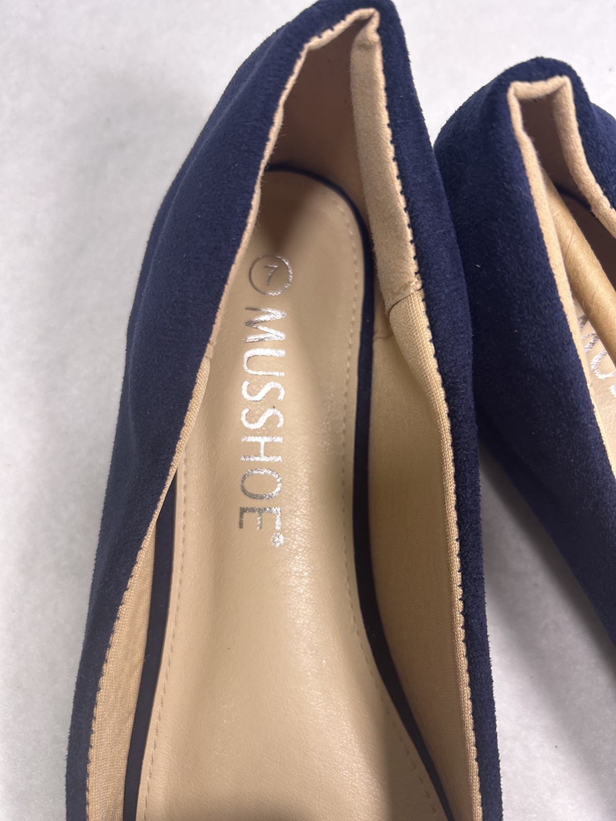 MUSSHOE Women’s Size 7 NAVY BLUE Slip-on Flats Round Toe Soft & Comfortable NEW
