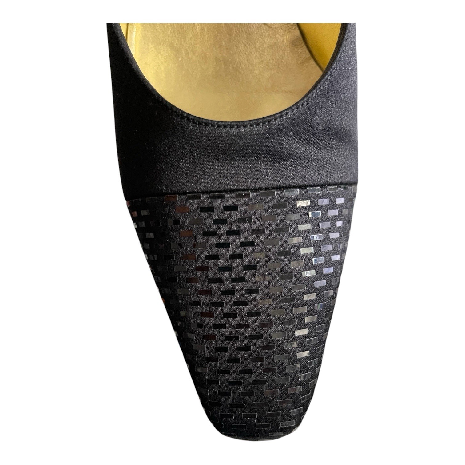 St. John Shoes Woman’s Heels Black Fabric Size 7 Made in Italy Pointed Toe