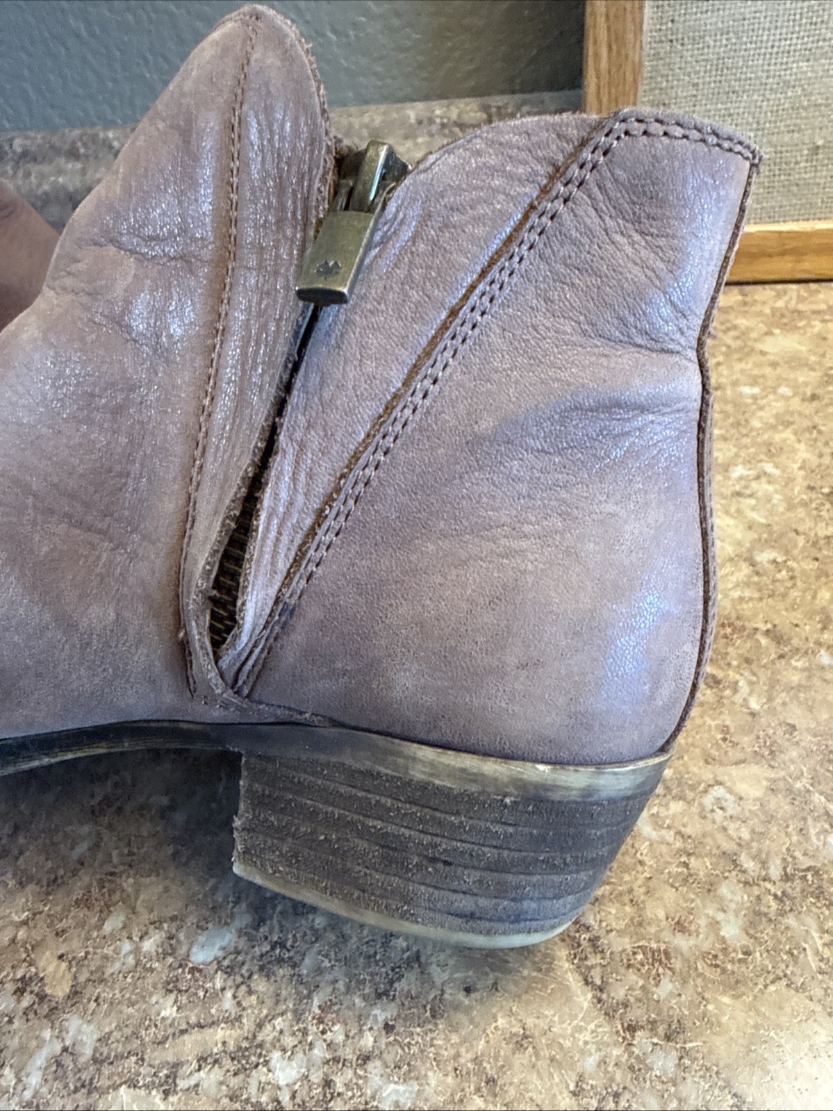 Brown Leather Ankle Boots Size 8 Lucky Brand Low Heel Fall Autumn Winter Booties
